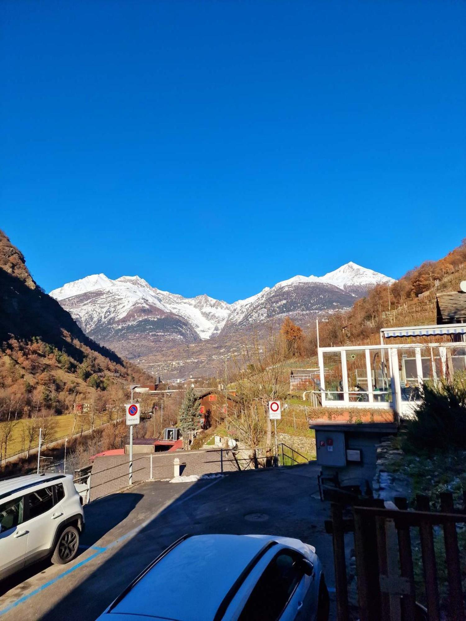Kunstplanet Im Herzen Der Alpen Am Planetenweg Visp Exterior foto